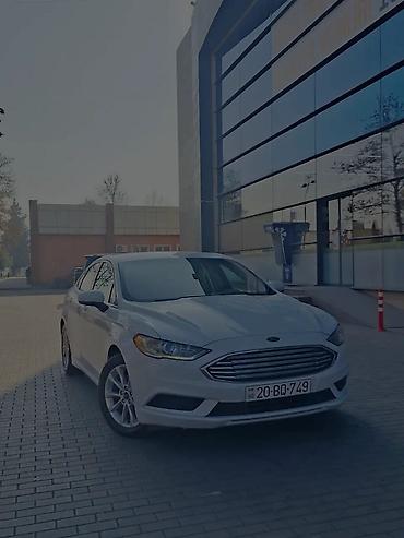 fusion disk: Ford Fusion SE sedan – ağ rəng, 4 qapı. Xarici: - Xrom ön barmaqlıq — 1