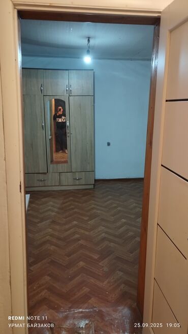 Комнаты: Сдается небольшое жилое помещение с отдельным входом. Планировка и
