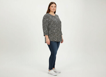 bluzy hello kitty: Janina, Bluzka damska, rozmiar 4XL