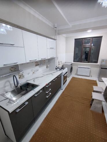 срочно продается дом бишкек: 2 комнаты, 68 м², Элитка, 3 этаж, Евроремонт