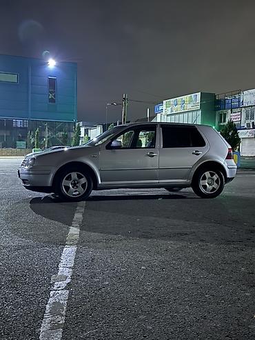 Унаа сатуу: Volkswagen Golf: 2002 г., 1.6 л, Кол менен иштөөчү, Бензин, Хетчбек — 5