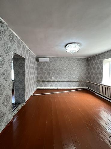 Продажа коттеджей и домов: Продаю дом Новопавлока 3х комнатный 79м2 Участок 4 чсоток at lalafo.kg — 5 Продажа коттеджей и домов: Продаю дом Новопавлока 3х комнатный 79м2 Участок 4 чсоток — 5