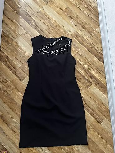 mirvari muncuqlar: SARA Collection qadın paltarları – 2 model 1) Qara, qolsuz kokteyl — 3