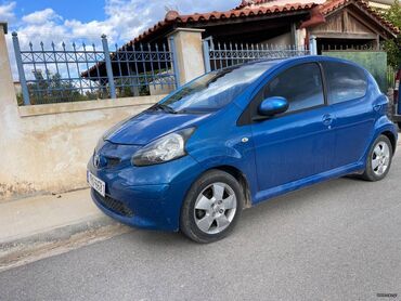Toyota: Toyota Aygo: 1 l. | 2010 έ. Χάτσμπακ — 5