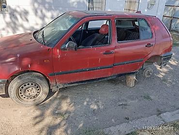сары булун: Volkswagen Golf: 1992 г., 1.8 л, Кол менен иштөөчү, Бензин, Хетчбек — 1