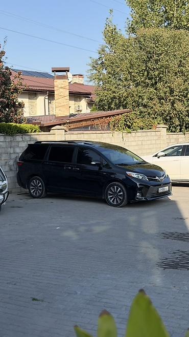 Toyota: Toyota Sienna: 2019 г., 3.5 л, Автомат, Бензин, Минивэн — 4