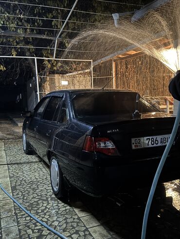 Daewoo: Daewoo Nexia: 2012 г., 1.5 л, Механика, Бензиновая, Седан — 9