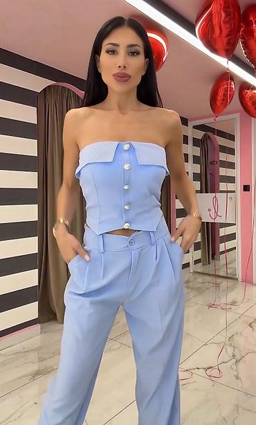 Kompleti: ✅Ženski komplet – strapless korset top i široke pantalone
✅3000 din — 4