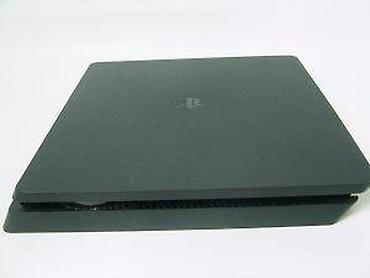 PS4 (Sony Playstation 4): U ponudi je Sony PlayStation 4.
Konzola je najnoviji SLIM model — 21