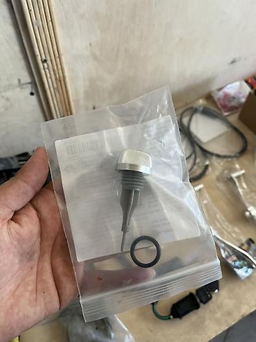 Karburyatorlar: Moped/skuter üçün karbürator və aksesuar dəsti Məhsulun tərkibi: - — 11