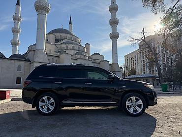 e60 бампер: Toyota Highlander: 2013 г., 3.5 л, Автомат, Бензин, Кроссовер — 4