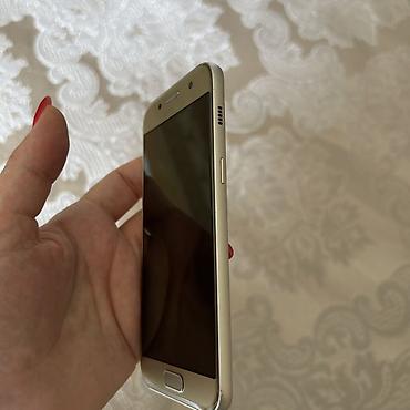 a3 samsung 2015: Samsung Galaxy A3 2017, 16 GB, rəng - Qızılı, Barmaq izi — 3