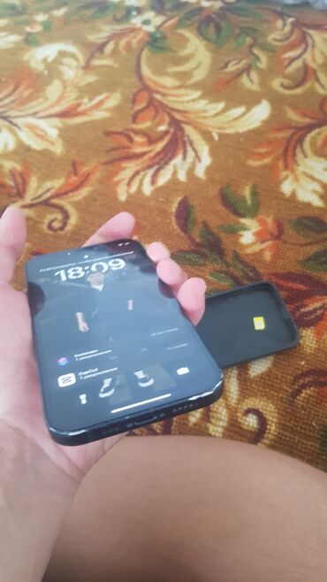 iphone зарядка для айфона: IPhone 12, Колдонулган, Кара
