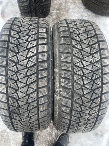 Шины: Шины 225 / 55 / R 18, Зима, Б/у, Пара, Легковые, Япония, Bridgestone