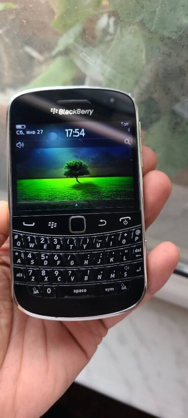 blackberry telefon: Blackberry Bold Touch 9900
