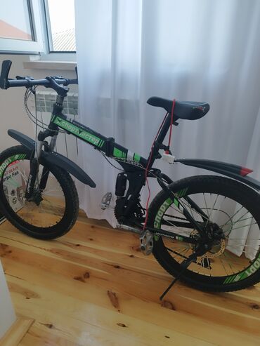 avtomobil ucun velosiped saxlayan satilir: Yeni Dağ velosipedi Adidas, 26", sürətlərin sayı: 30, Ödənişli çatdırılma