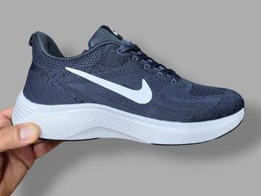 nike tech fleece pantalone: Nike Runner 2025
(41-46)
2400