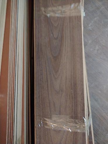 lovhe: Laminate döşəmə taxtaları – qoz teksturası - Material: laminat döşəmə — 2