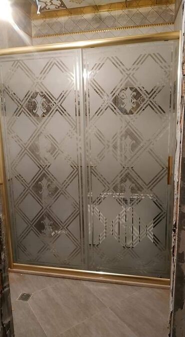 Duş kabinaları, arakəsmələr: Yeni Üstü açıq kabina, Künc üçün, Ödənişli çatdırılma — 13