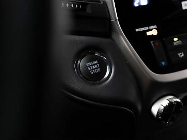 Toyota: Toyota Land Cruiser: 2017 г., 4.6 л, Автомат, Бензин, Внедорожник — 19