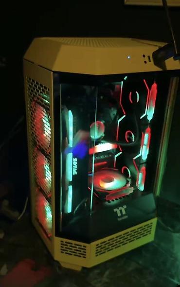 Korpuslar: Bumble Bee case İ7 11700 1080 Ti 11 Gb DDR4 3200 ram 48Gb (RGB + — 11
