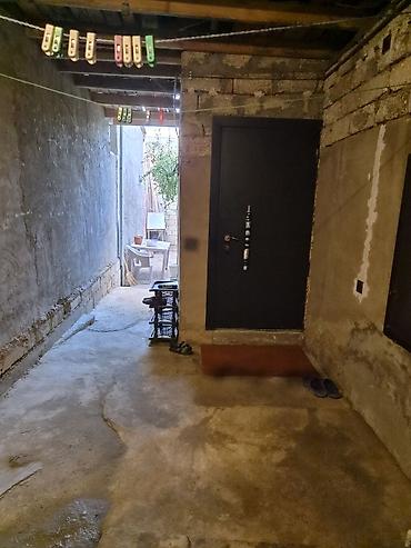 ev və bağ: Sabunçu qəs. 3 otaqlı, 1 kv. m, Kredit yoxdur, Orta təmir — 3