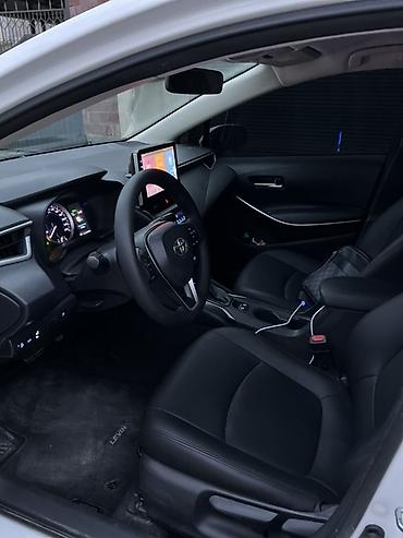 coroll: Toyota Corolla: 2020 г., 1.8 л, Вариатор, Гибрид, Седан — 9