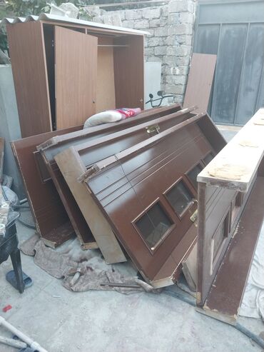 Taxta-şalban: Mebel və qapı dəsti - Material: MDF/LDSP tipli ağac lövhə - Rəng