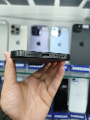 Apple iPhone: IPhone 15 Pro Max, 256 GB, Qara — 3