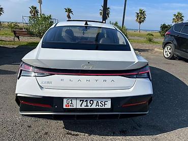 Hyundai: Hyundai Elantra: 2024 г., Автомат, Седан — 4