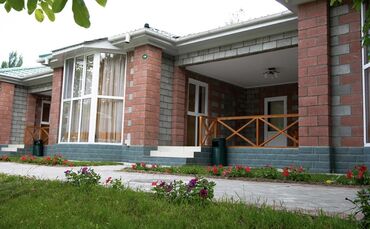 пансионат лукоморье иссык куль: Коттедж, ЦО Радуга West, Кош-Кол, Детская площадка, Парковка, стоянка, Охраняемая территория