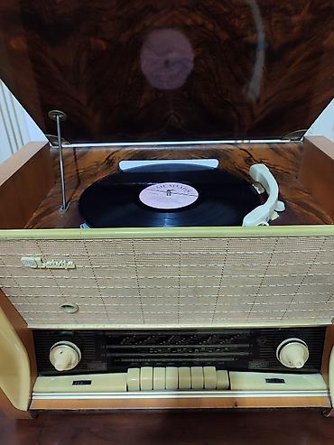 rum reqemli divar saatlari: Retro “Latvija” stolüstü radio-grammofon (vinil pleyer + — 2