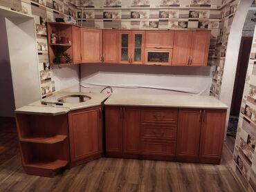 кухня мебель: Кухонный гарнитур, Шкаф, цвет - Оранжевый, Б/у