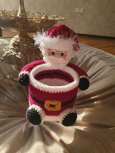 Konfet qabları: Yenil il temalı əl işi “Şaxta Baba” konteyneri - Material: əl ilə — 6