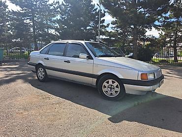 Унаа: Volkswagen Passat: 1989 г., 1.8 л, Кол менен иштөөчү, Бензин, Седан — 8