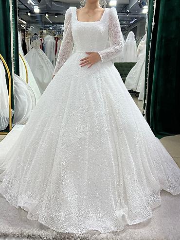 Свадебные платья: Свадебное платье, L, Закрытое, Фатин, Пышное, Пайетки, Б/у at lalafo.kg — 4 Свадебные платья: Свадебное платье, L, Закрытое, Фатин, Пышное, Пайетки, Б/у — 4