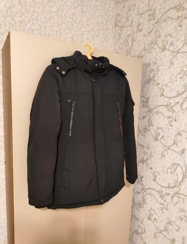 Gödəkçələr: Gödəkçə 4XL (EU 48), rəng - Qara at lalafo.az Gödəkçələr: Gödəkçə 4XL (EU 48), rəng - Qara