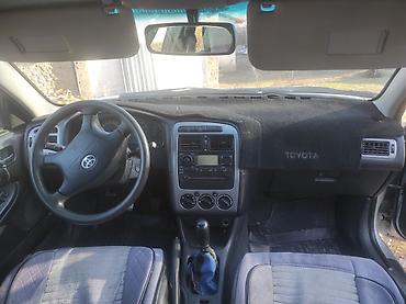 Toyota: Toyota Avensis: 2001 г., 1.8 л, Механика, Бензин, Седан — 9