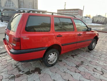 Volkswagen: Volkswagen Golf Variant: 1995 г., 1.8 л, Механика, Бензин, Универсал