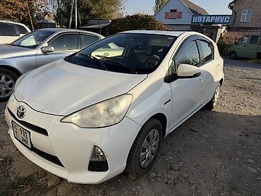 формула запчасти ош: Toyota Prius C: 2013 г., 1.5 л, Вариатор, Хэтчбэк — 3