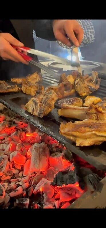 Günlük kirayə evlər: 200 kv. m, 3 otaqlı, Artezian quyusu, Kanalizasiya, Kombi — 24