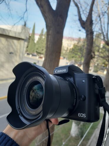 canon 500d: Canon Eos M50 az istifade edilib teze kimidi. Problemi yoxdur