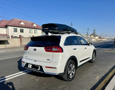 Kia: Kia Niro: 2018 г., 1.6 л, Робот, Гибрид, Кроссовер — 15