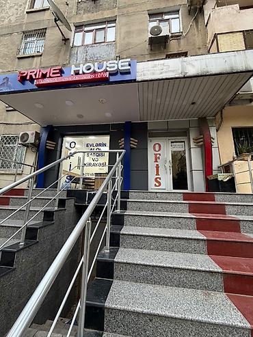 Daşınmaz əmlak: İcarəyə/ofis istifadəsinə uyğun kabinetli sahə Təsvir: - İş otağı — 3