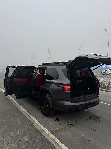 Toyota: Toyota Sequoia: 2022 г., 3.5 л, Гибрид, Внедорожник — 11