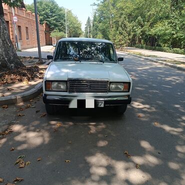 vaz 2107 şəkilləri: VAZ (LADA) 2107: 1.6 l | 2004 il | 80000 km Van/Minivan