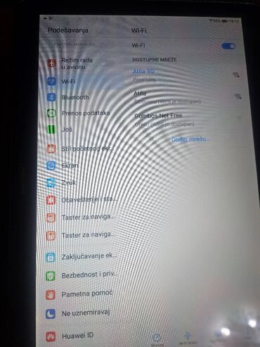 Tableti: Huawei MediaPad T3 10-Tablet radi, brzo otvara, tač radi, baterija je na lalafo.rs — 6 Tableti: Huawei MediaPad T3 10-Tablet radi, brzo otvara, tač radi, baterija je — 6