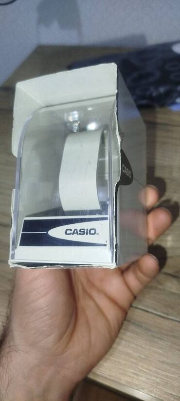 saat remen: Casio saat qutusu, qaneedici vəziyyətdə 5 manat Ünvan: Bakıxanov qəs.