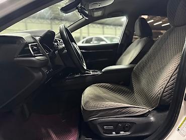 Toyota: Toyota Camry: 2019 г., 0.5 л, Автомат, Гибрид — 3