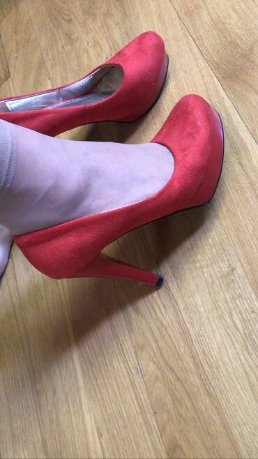 Tuflilər: Tuflilər, Ölçü: 37, rəng - Qırmızı, İşlənmiş — 3